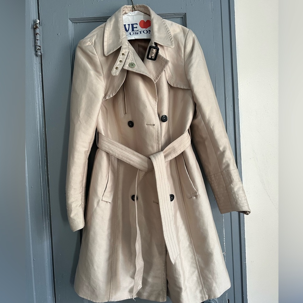 H&M tan cream trench coat